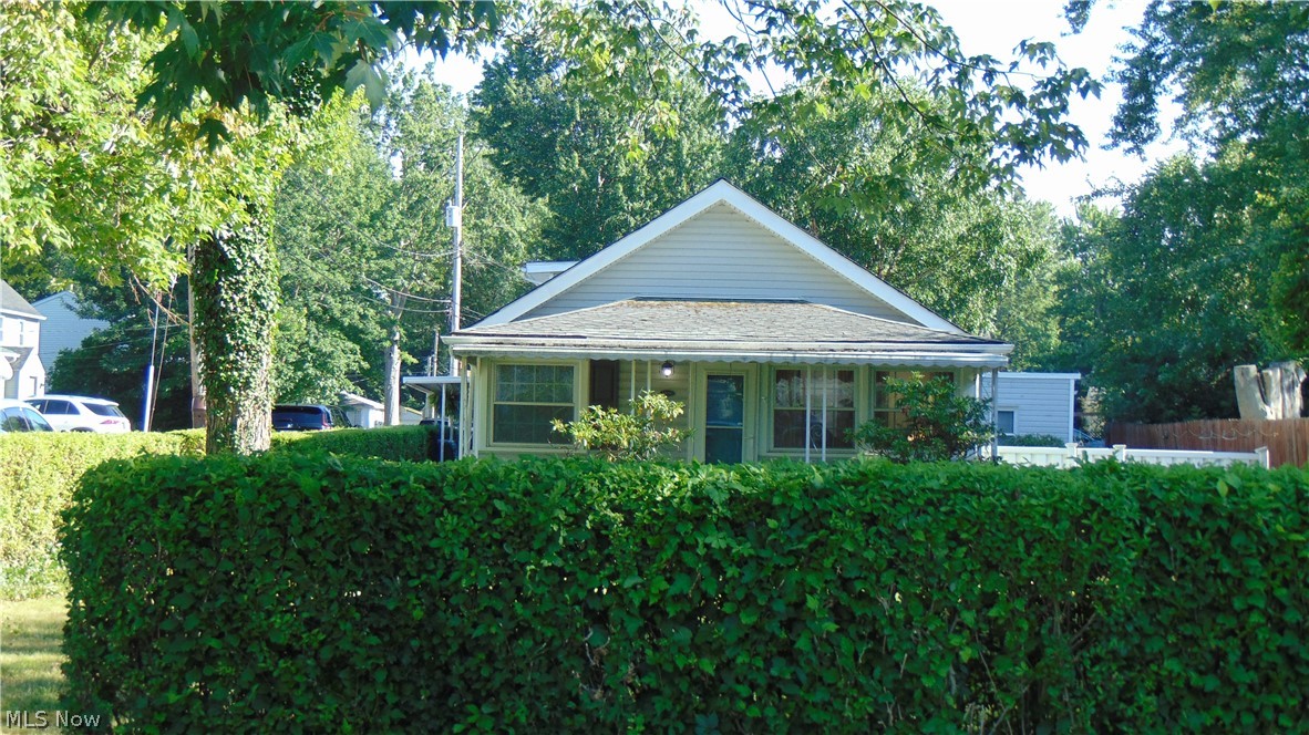 34090 Roberts Road Eastlake OH 44095