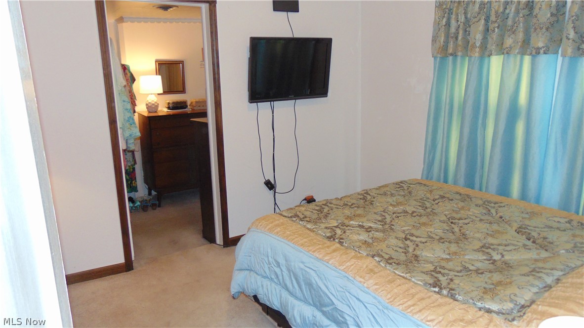 34090 Roberts Road Eastlake OH 44095