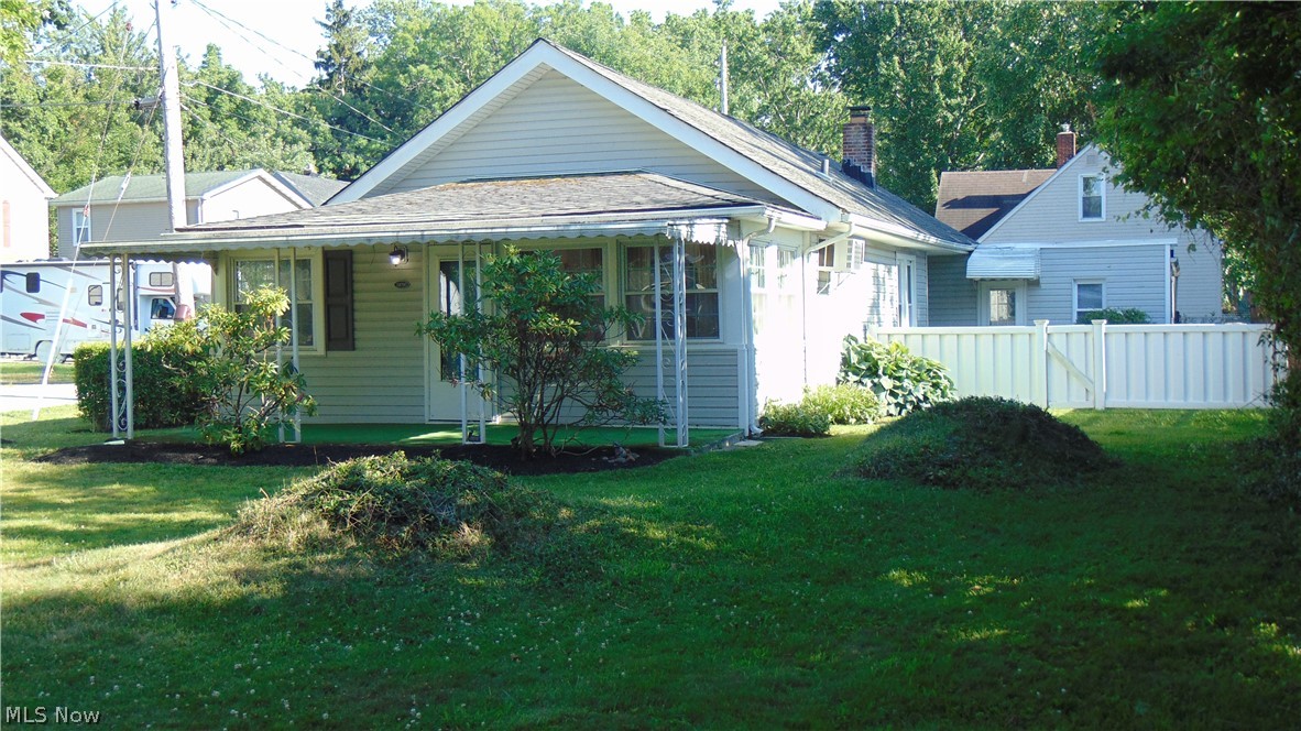 34090 Roberts Road Eastlake OH 44095