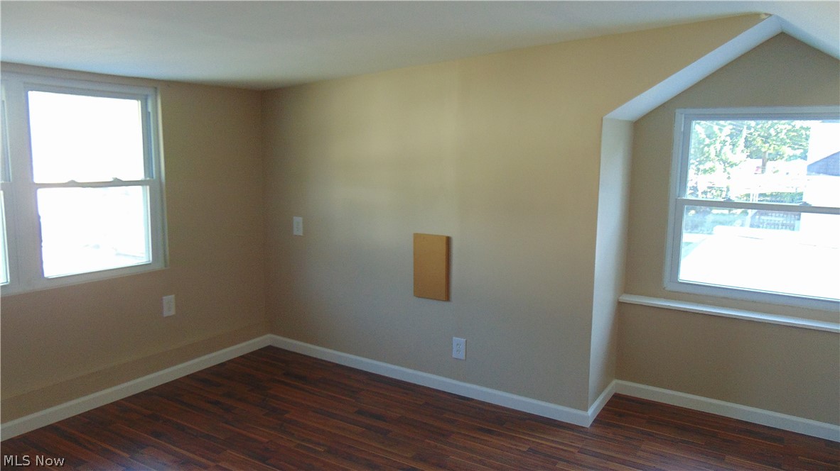 34090 Roberts Road Eastlake OH 44095