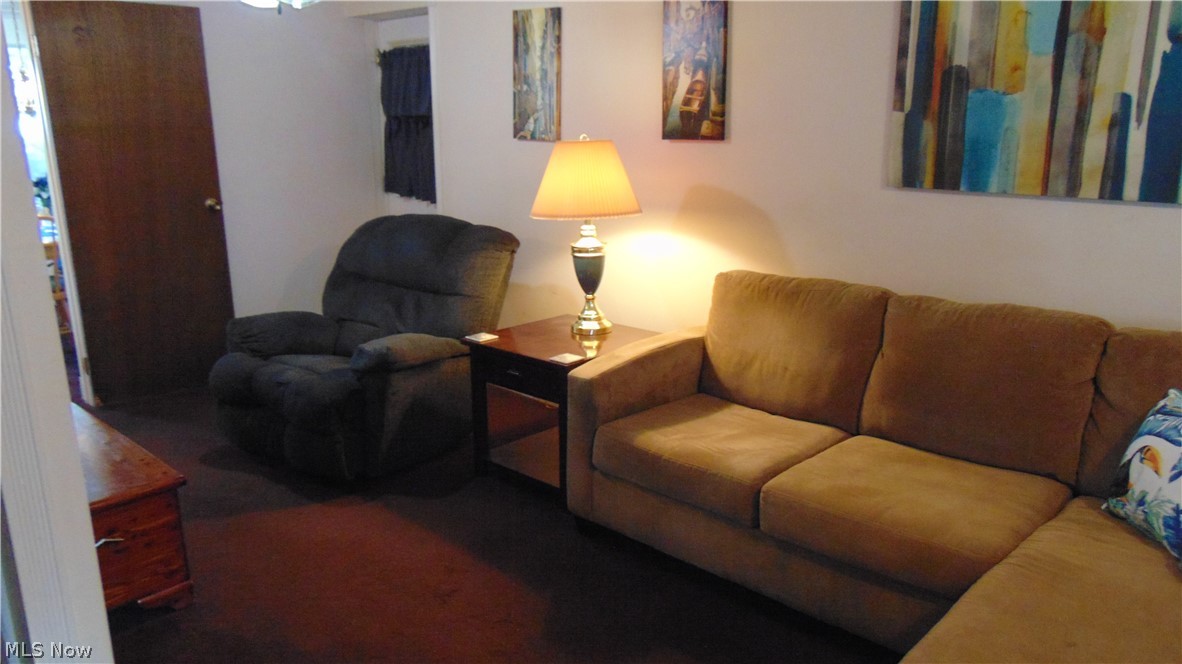 34090 Roberts Road Eastlake OH 44095