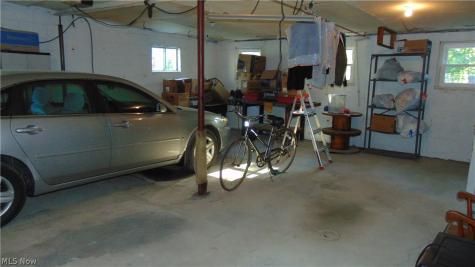 34090 Roberts Road Eastlake OH 44095