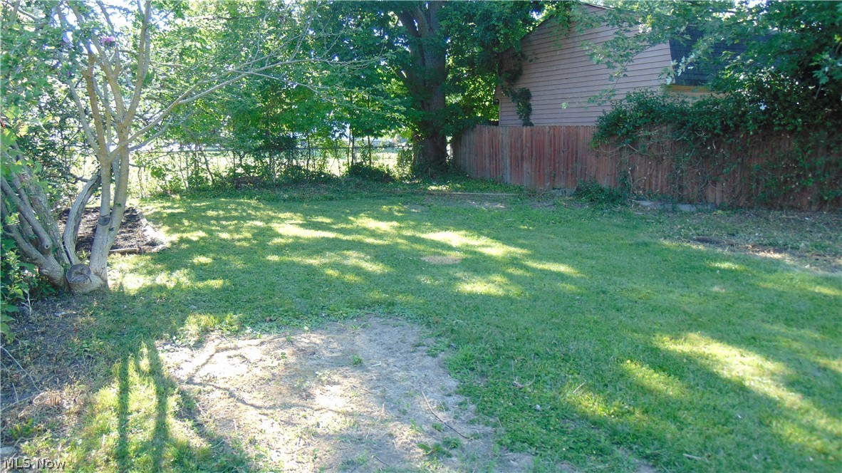 34090 Roberts Road Eastlake OH 44095