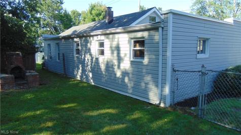 34090 Roberts Road Eastlake OH 44095