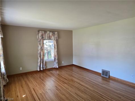 2783 9th Street Cuyahoga Falls OH 44221