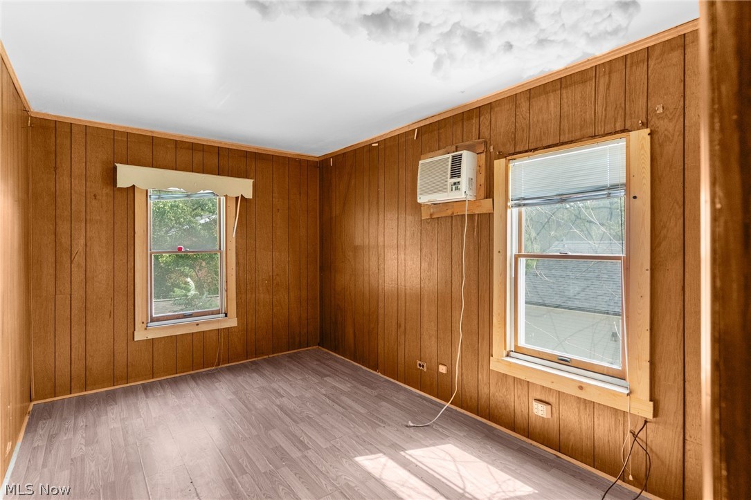 84 Prospect Street Struthers OH 44471
