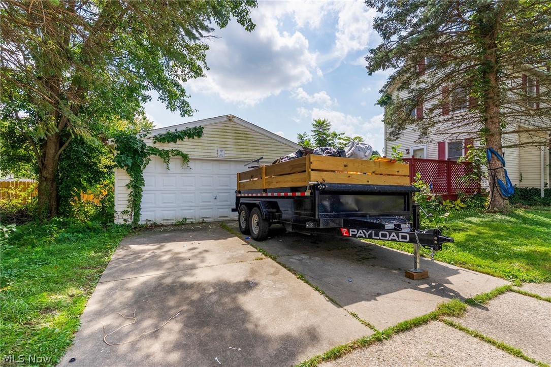 84 Prospect Street Struthers OH 44471