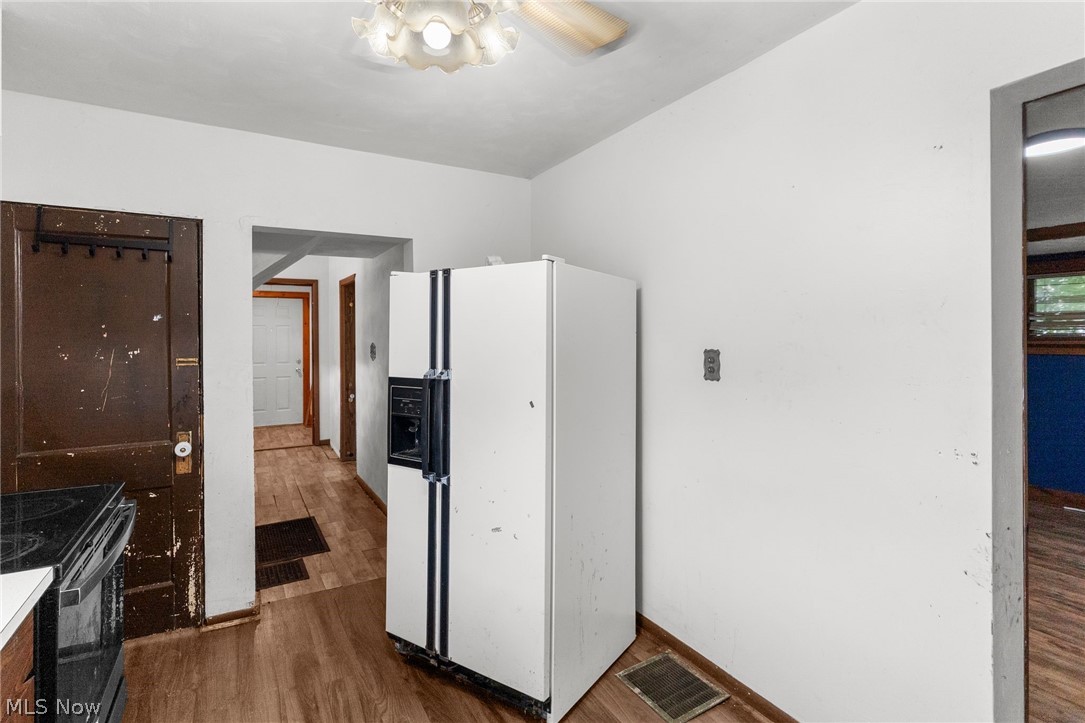 84 Prospect Street Struthers OH 44471