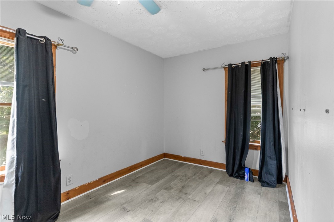84 Prospect Street Struthers OH 44471