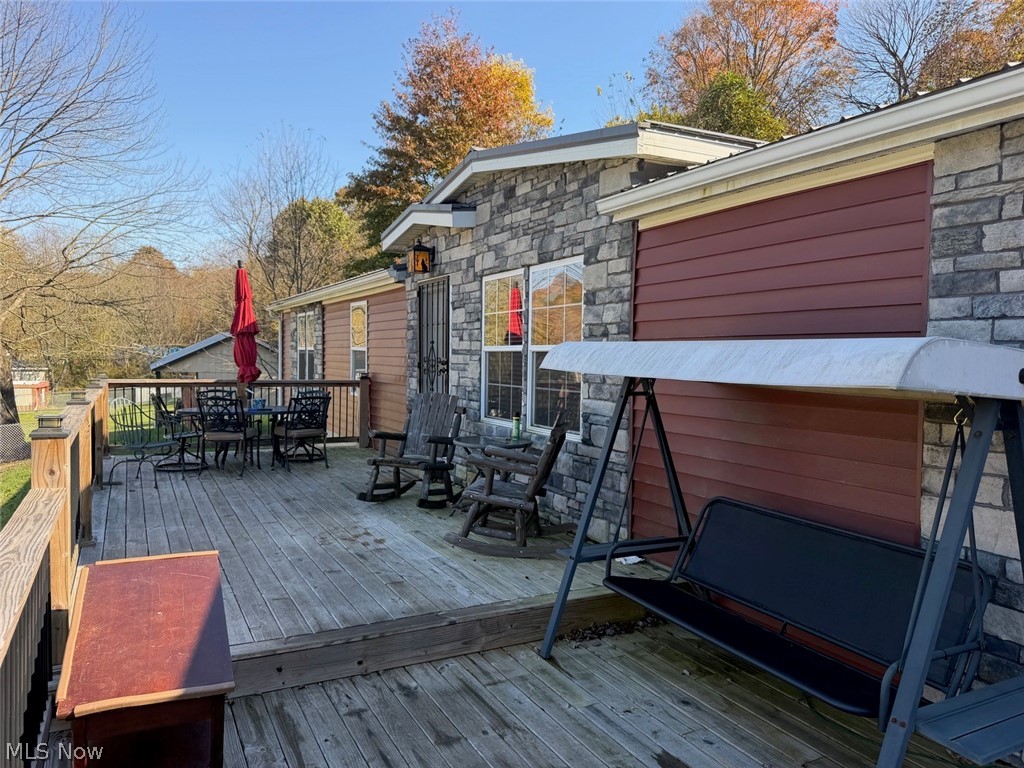 1637 Nageley Road New Philadelphia OH 44663