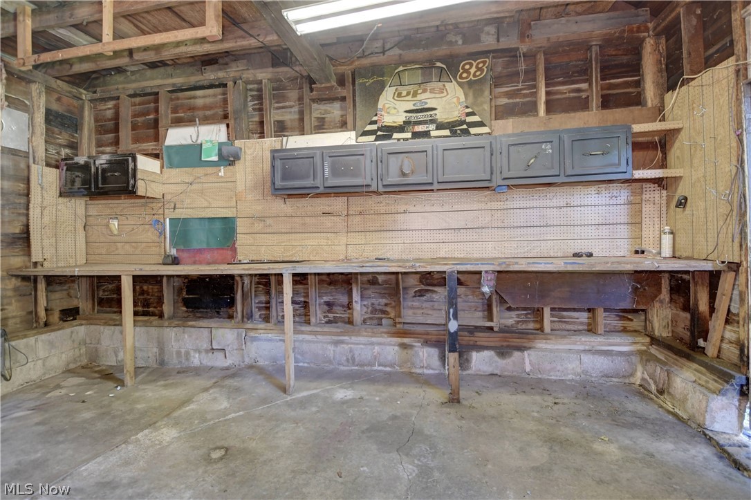 24611 24 Coshocton OH 43845