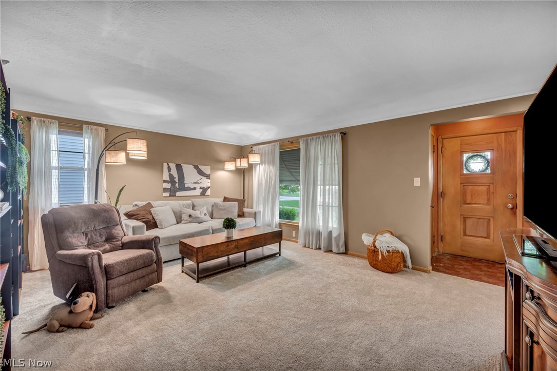 11362 Blossom Avenue Parma Heights OH 44130