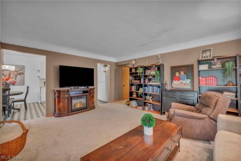 11362 Blossom Avenue Parma Heights OH 44130