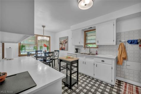 11362 Blossom Avenue Parma Heights OH 44130