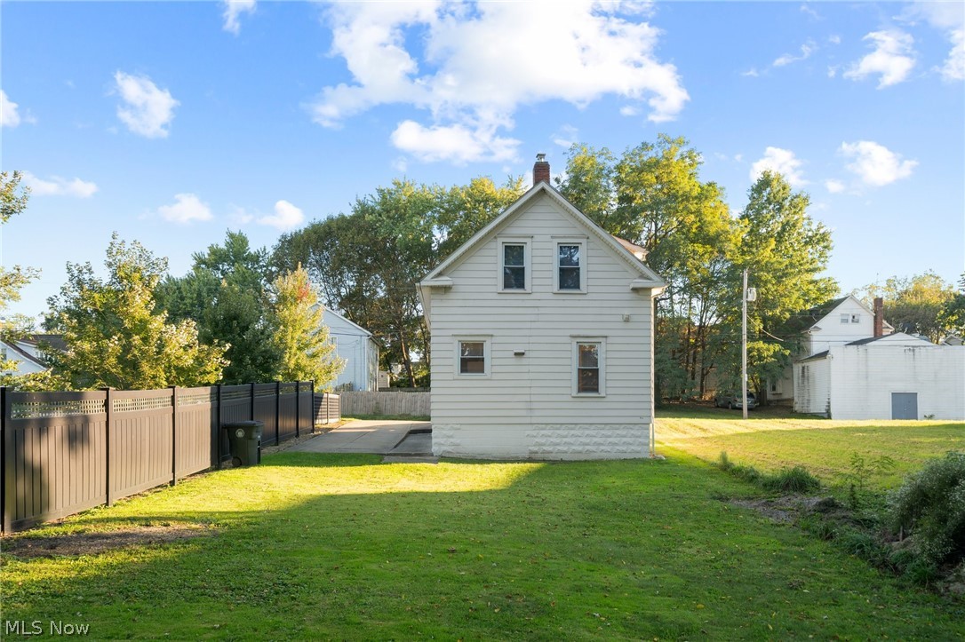 1187 Duane Avenue Akron OH 44306