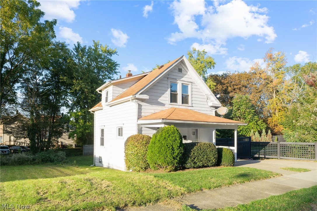 1187 Duane Avenue Akron OH 44306