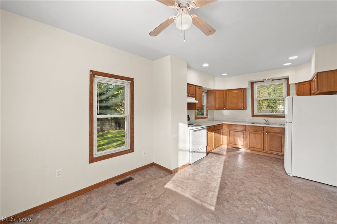 1187 Duane Avenue Akron OH 44306