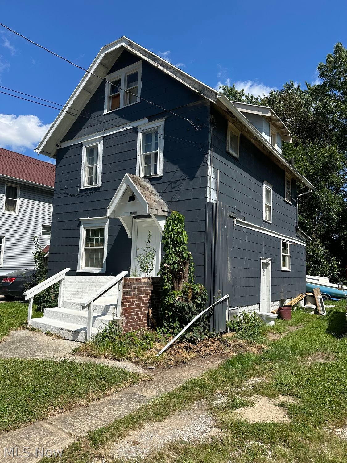 989 Celina Avenue Akron OH 44307