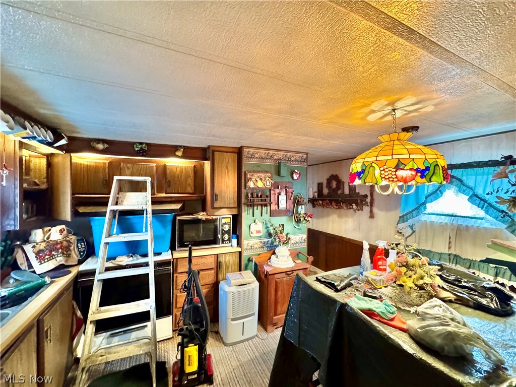 726 Boyd Street NE Masury OH 44438