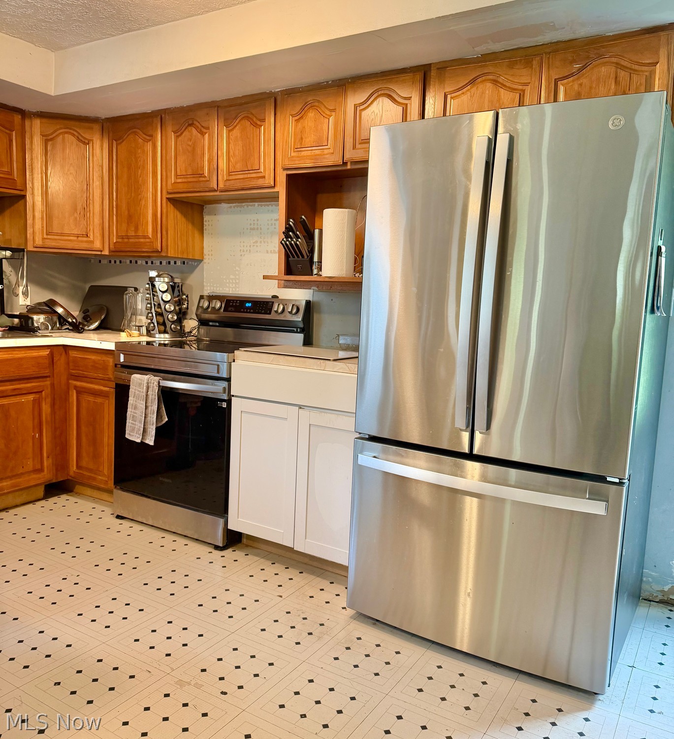 11450 Baumhart Road Amherst OH 44001