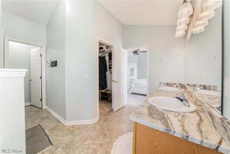 38327 Humphrey Circle North Ridgeville OH 44039