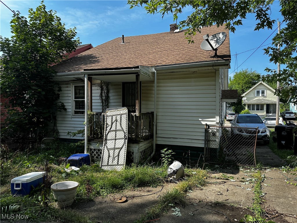 11816 Dove Avenue Cleveland OH 44105