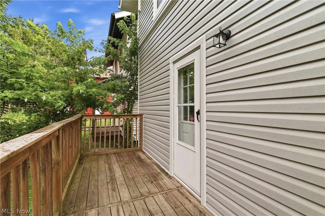 709 Columbus Ave NW Canton OH 44708