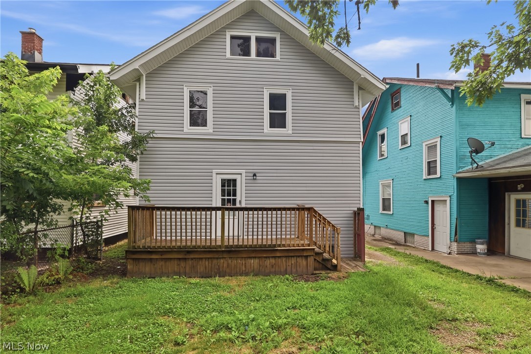 709 Columbus Ave NW Canton OH 44708
