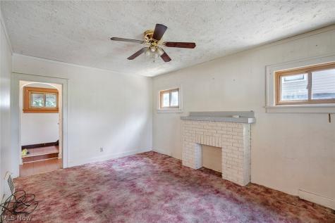 139 N Hazelwood Avenue Youngstown OH 44509