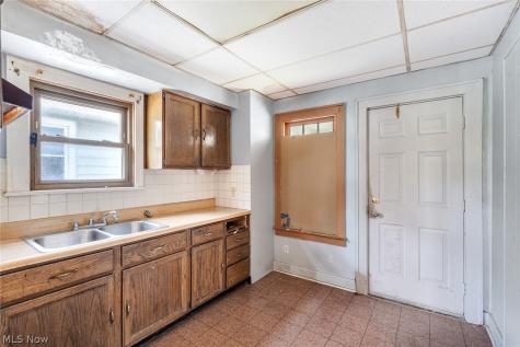 139 N Hazelwood Avenue Youngstown OH 44509