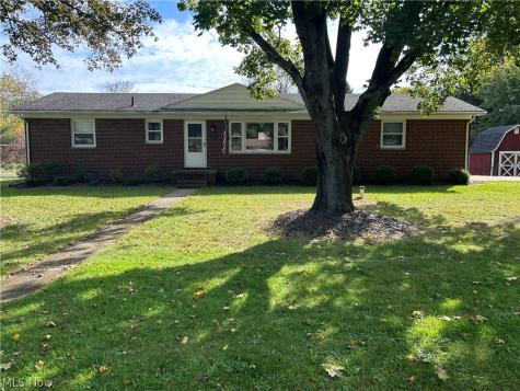 2390 Eastport Drive Akron OH 44312