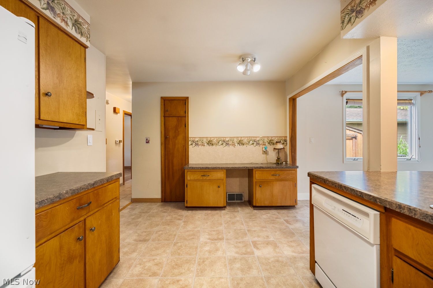 1751 Underwood Street Cuyahoga Falls OH 44221
