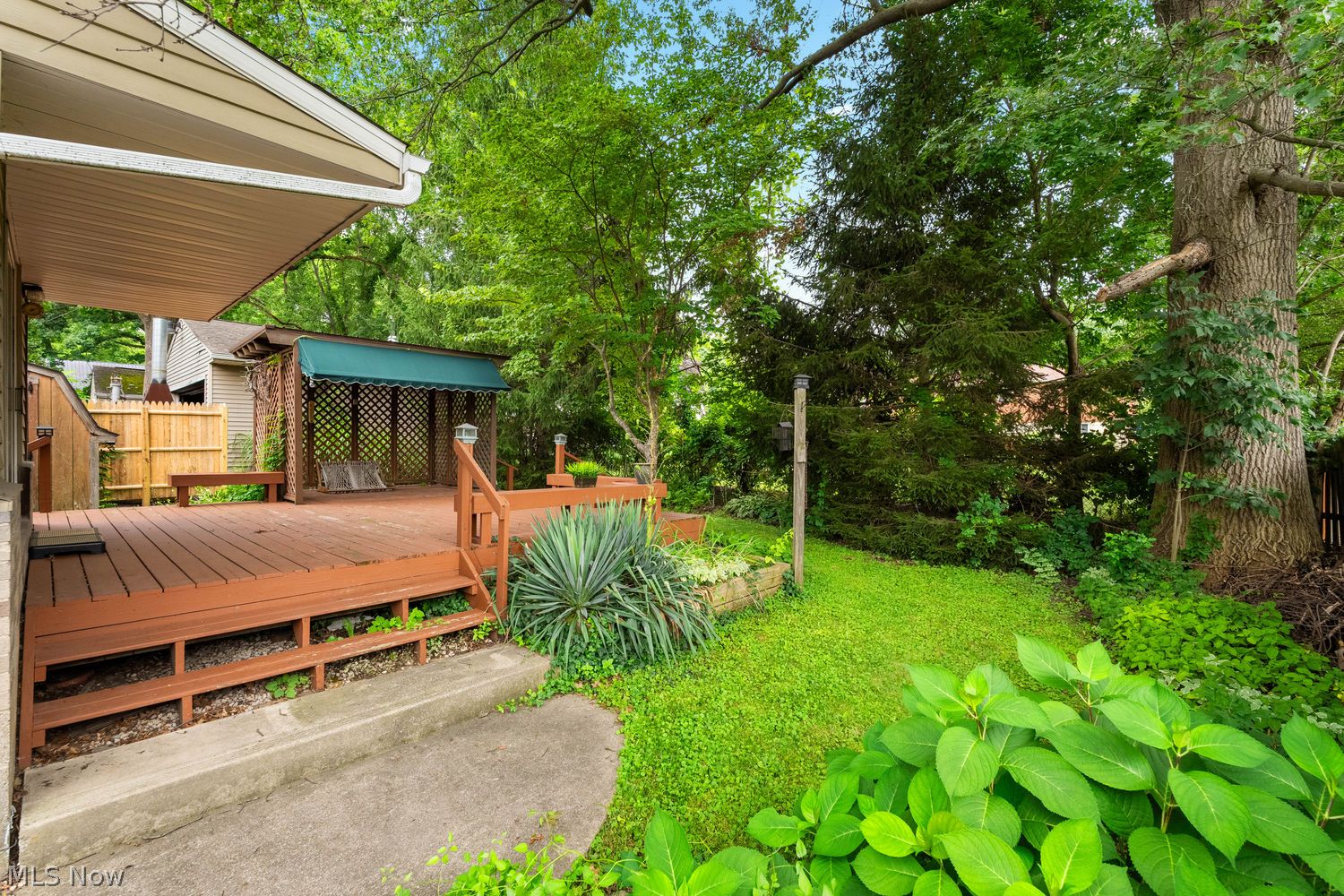 1751 Underwood Street Cuyahoga Falls OH 44221