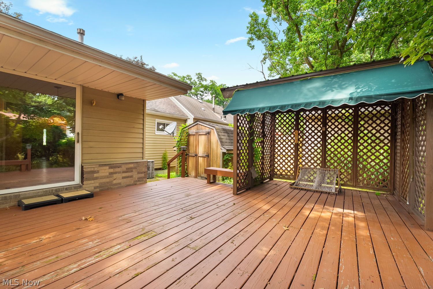 1751 Underwood Street Cuyahoga Falls OH 44221