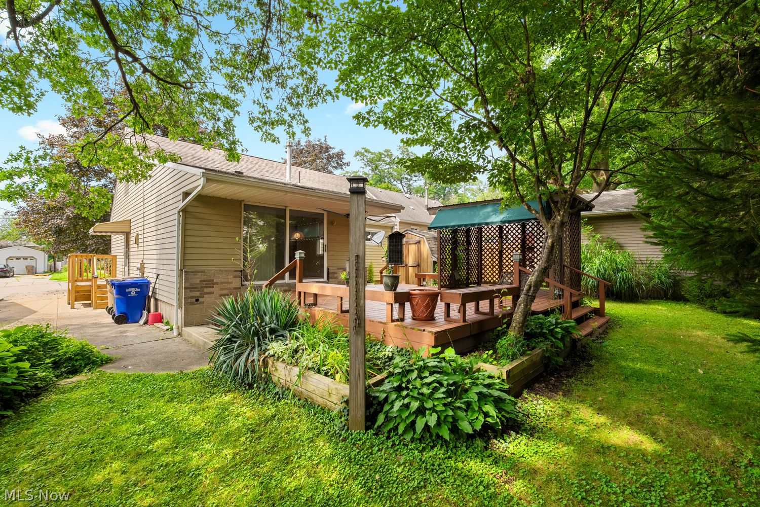 1751 Underwood Street Cuyahoga Falls OH 44221