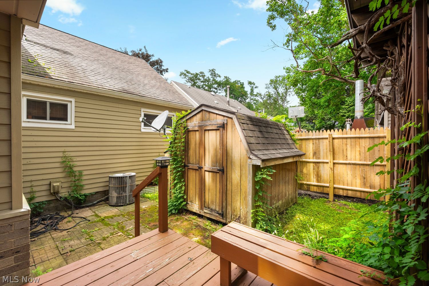 1751 Underwood Street Cuyahoga Falls OH 44221