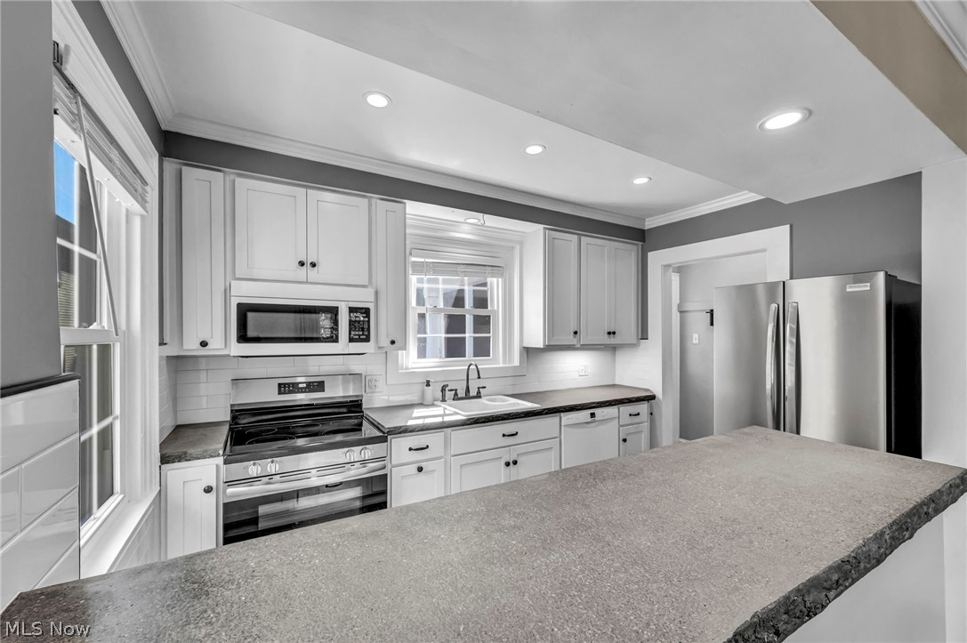 137 N Rose Boulevard Akron OH 44302