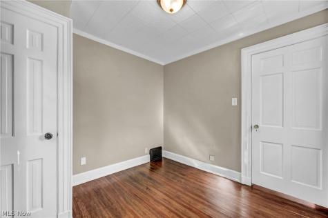 137 N Rose Boulevard Akron OH 44302