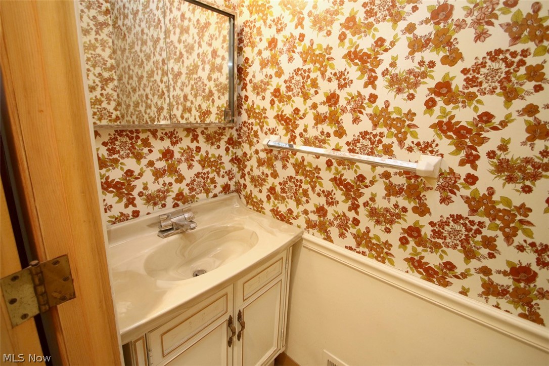 347 Royal Oak Boulevard Richmond Heights OH 44143