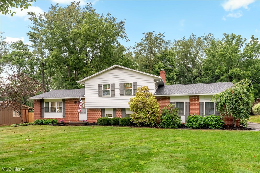 1341 Applegrove Street NE Canton OH 44721