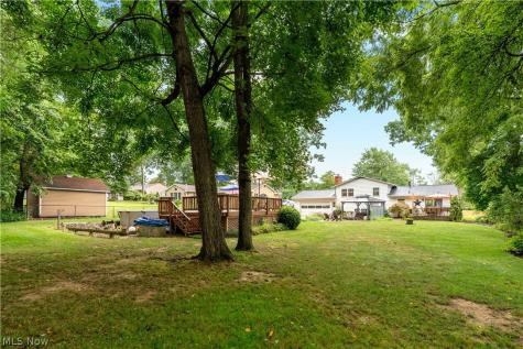 1341 Applegrove Street NE Canton OH 44721