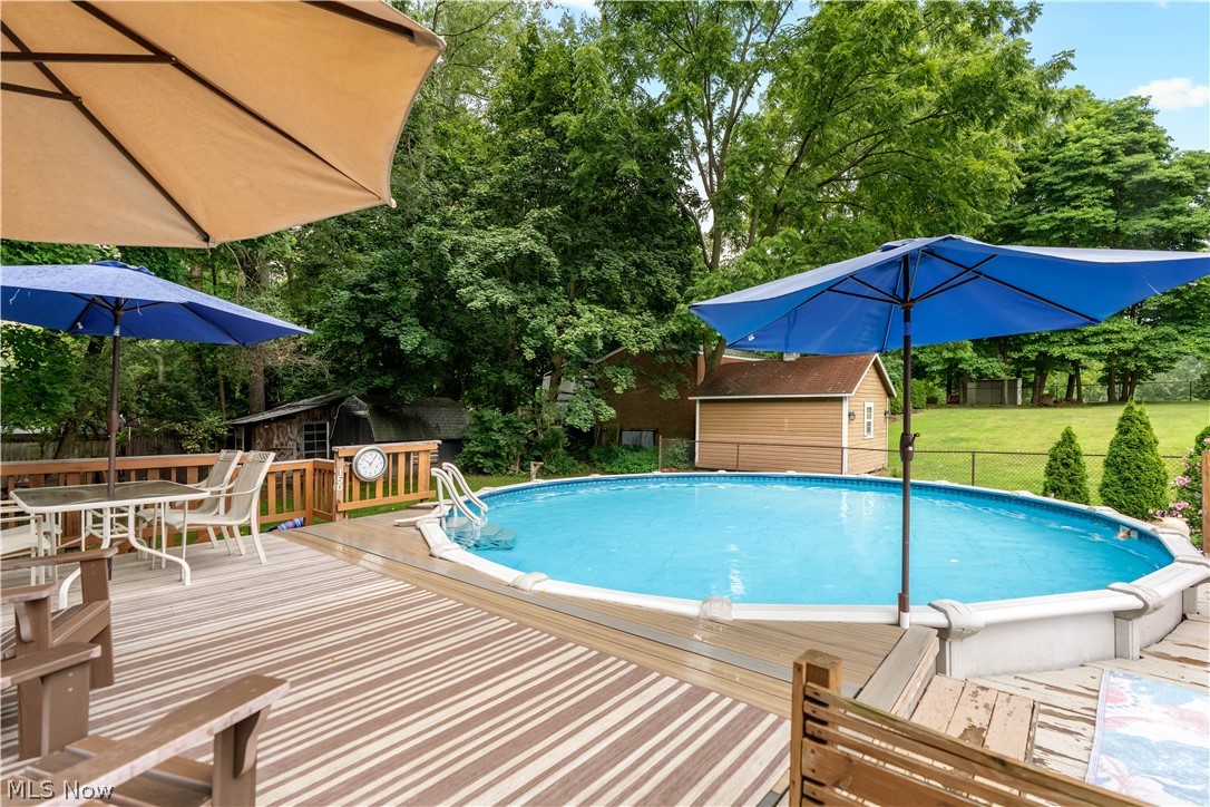 1341 Applegrove Street NE Canton OH 44721