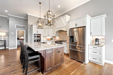 8934 Clubview Street NW Massillon OH 44646