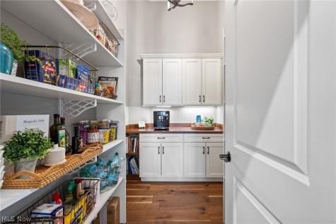 8934 Clubview Street NW Massillon OH 44646