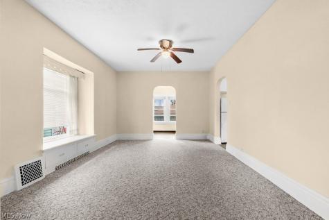 233 W Cambridge Street Alliance OH 44601