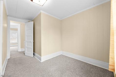 233 W Cambridge Street Alliance OH 44601