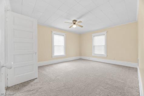 233 W Cambridge Street Alliance OH 44601