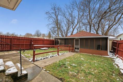 233 W Cambridge Street Alliance OH 44601