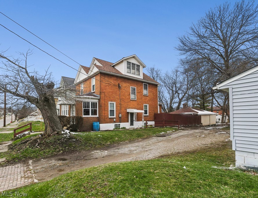 233 W Cambridge Street Alliance OH 44601