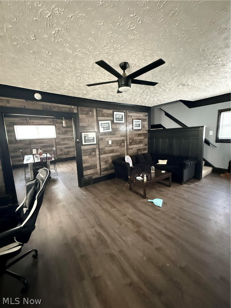 894 W Exchange Street Akron OH 44302